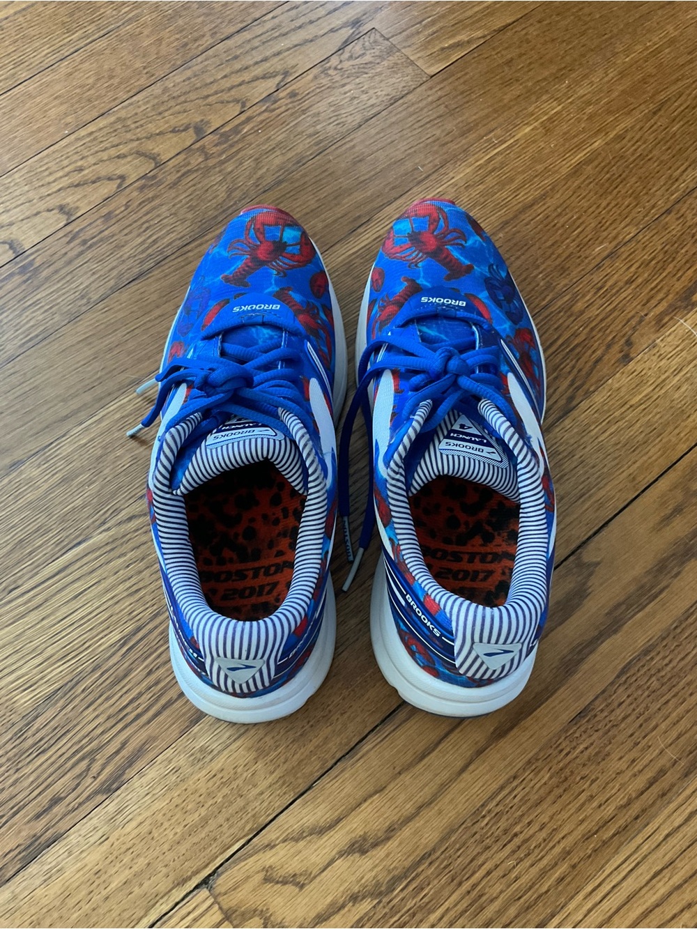 Brooks Launch 4 “Lobster Boston Edition” Running Shoes - Picture 3 of 10